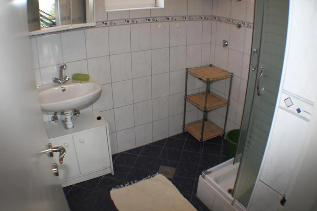 Apartmani Nika Sukošan